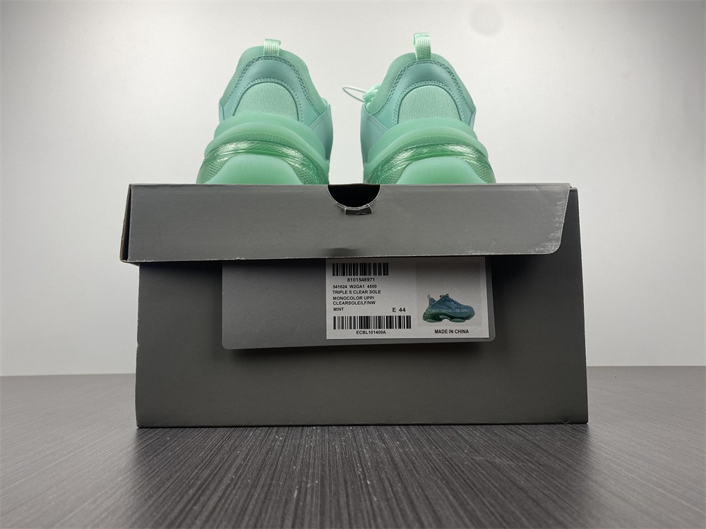 BLG Triple S 1.0