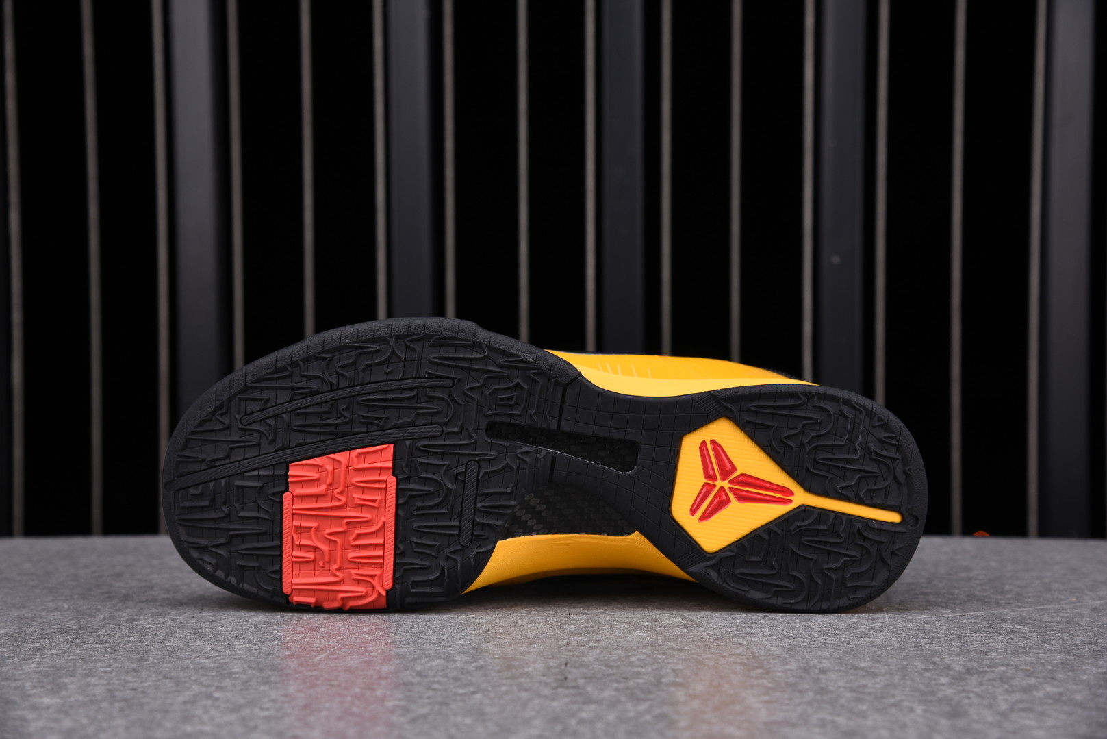 Nike Kobe 5 Protro Bruce Lee ZK5