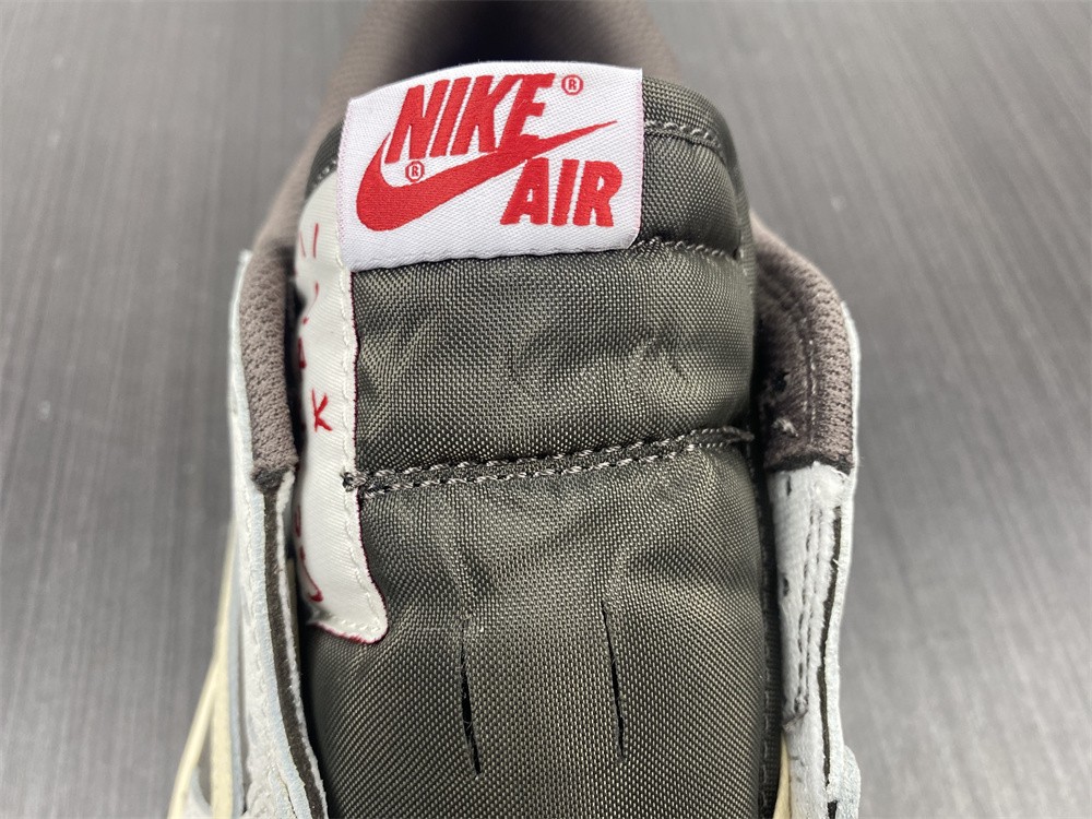 Travis Scott x Air Jordan 1 Reverse Mocha
