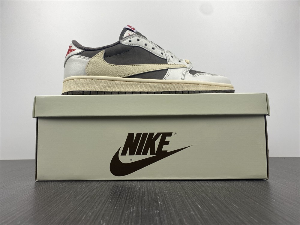 Travis Scott x Air Jordan 1 Reverse Mocha
