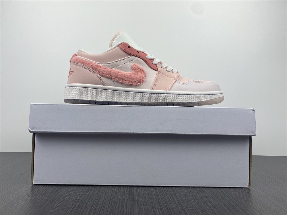 Jordan 1 Low SE Mighty Swooshers Pink (W)