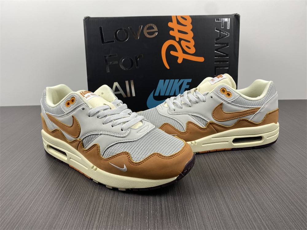 Patta x Air Max 1 Monarch