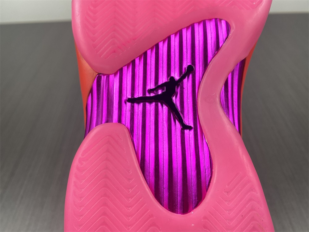 Air Jordan 14 Low WMNS Shocking Pin