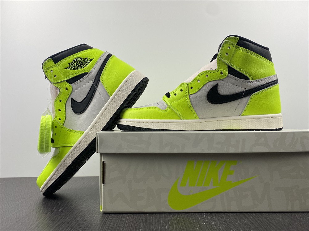 Air Jordan 1 Retro High Visionaire