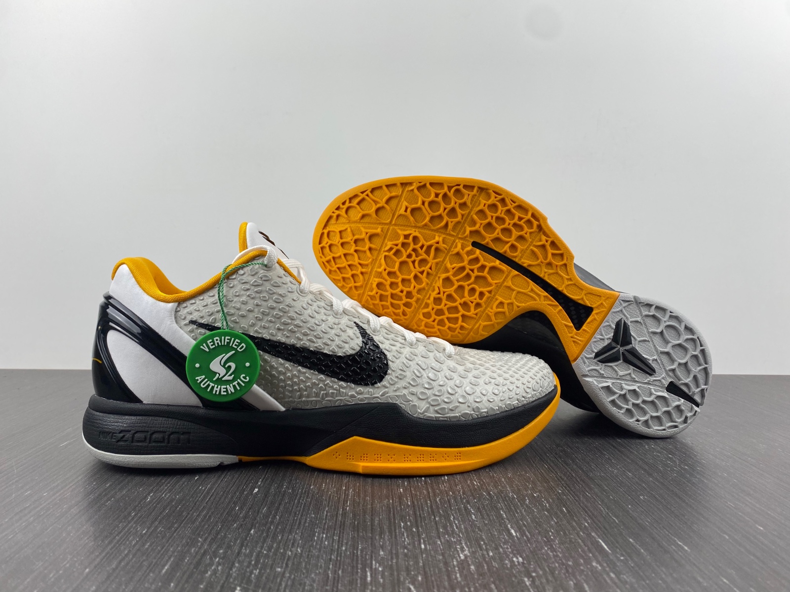 Kobe 6 Protro Playoff Pack White Del Sol