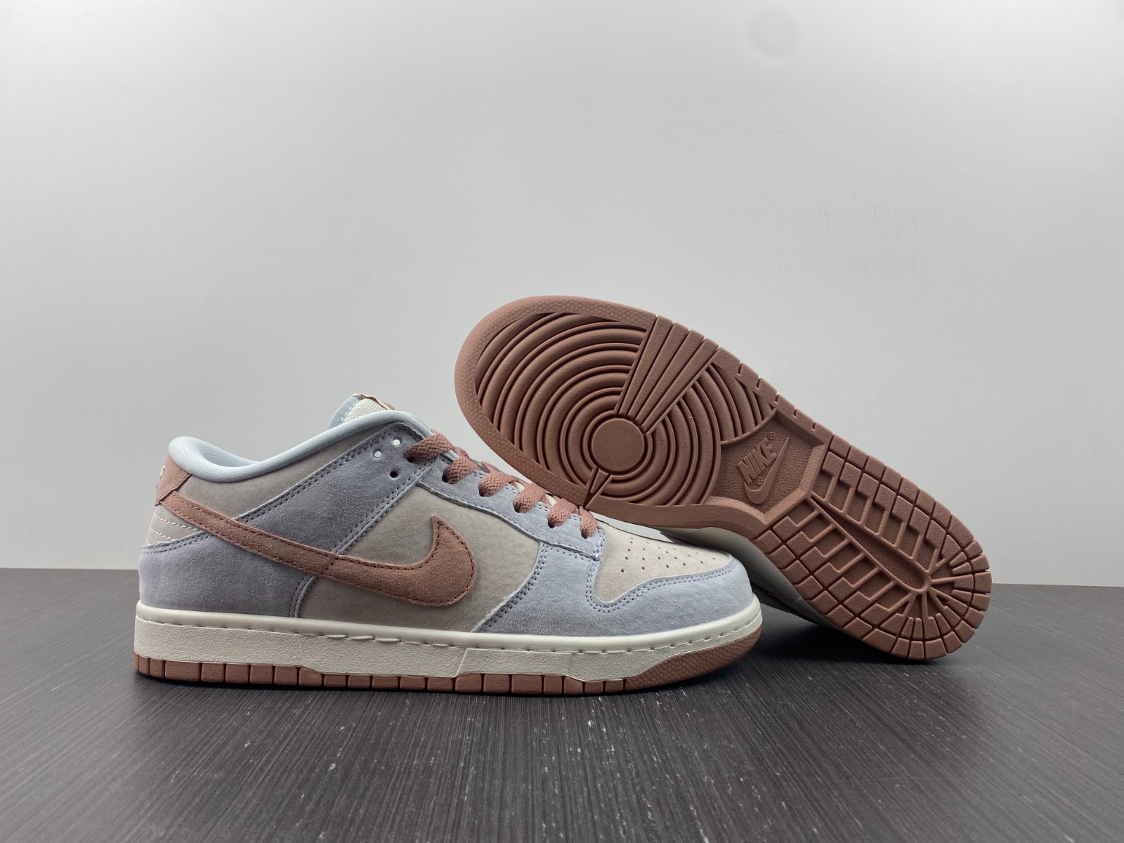 Nike Dunk Low Fossil Rose