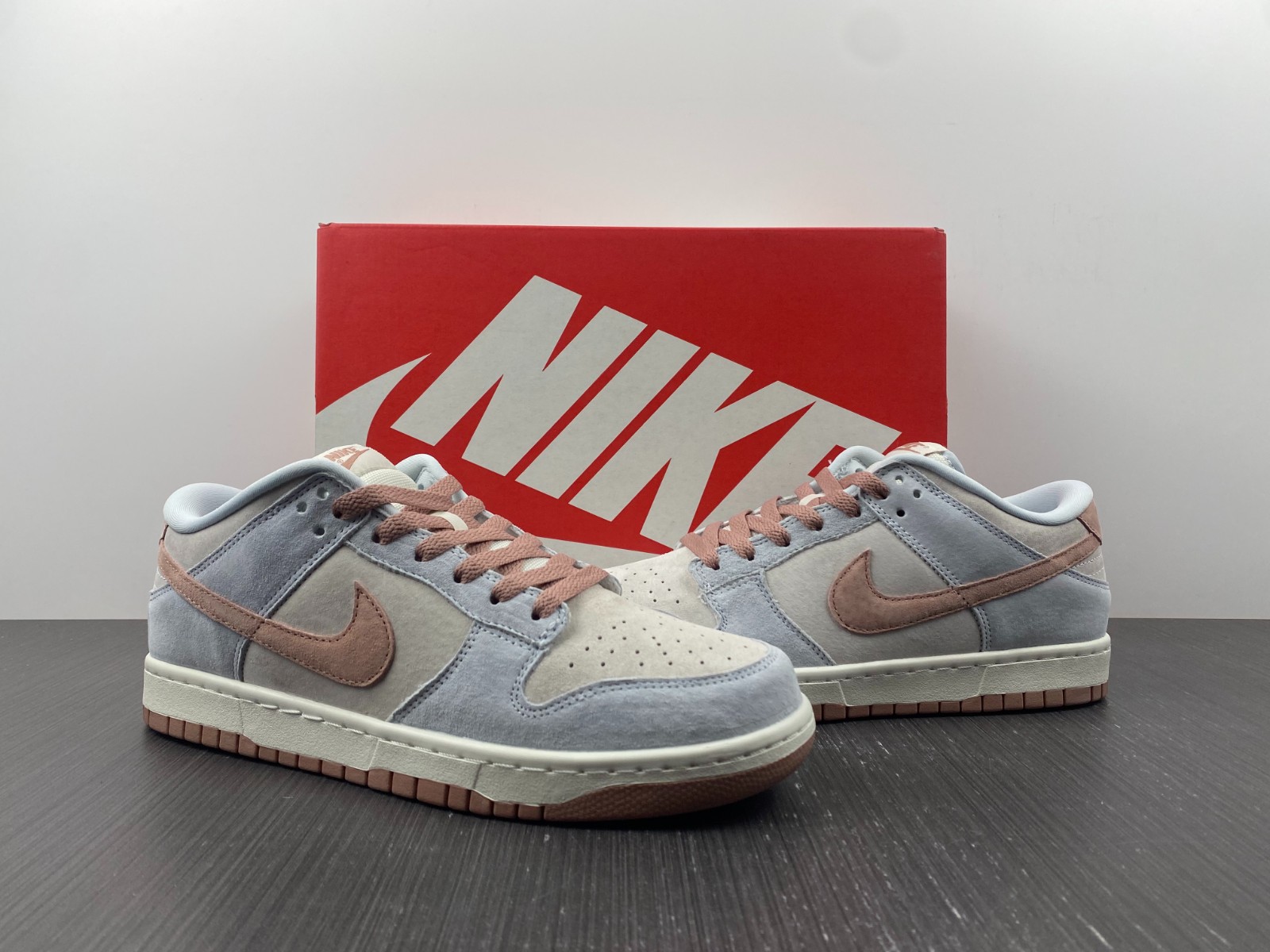 Nike Dunk Low Fossil Rose