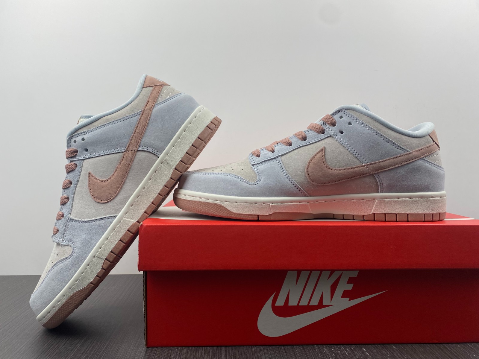 Nike Dunk Low Fossil Rose