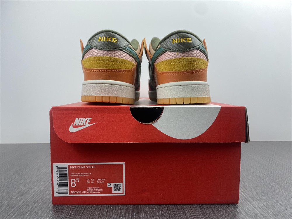 Nike Dunk Low Scrap DB0500-200