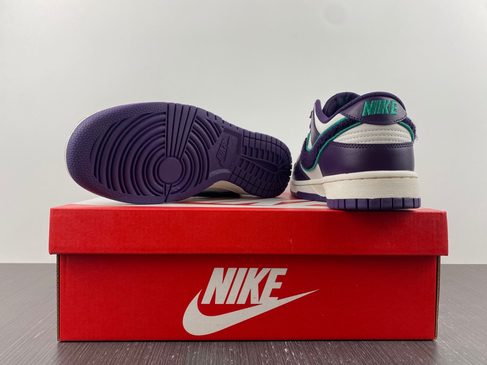 Nike Dunk Low Chenille Swoosh