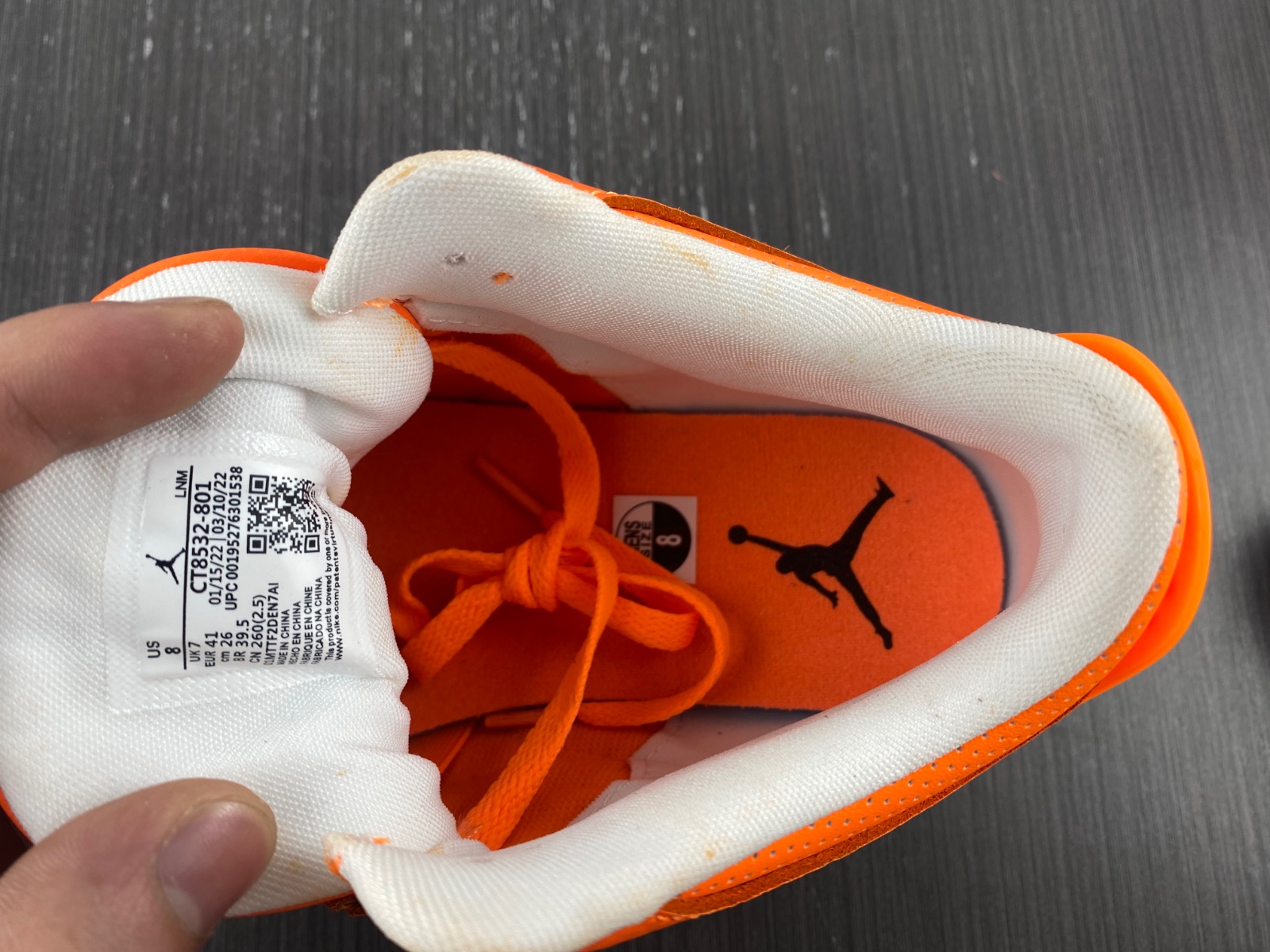 Air Jordan 3 Retro Orange