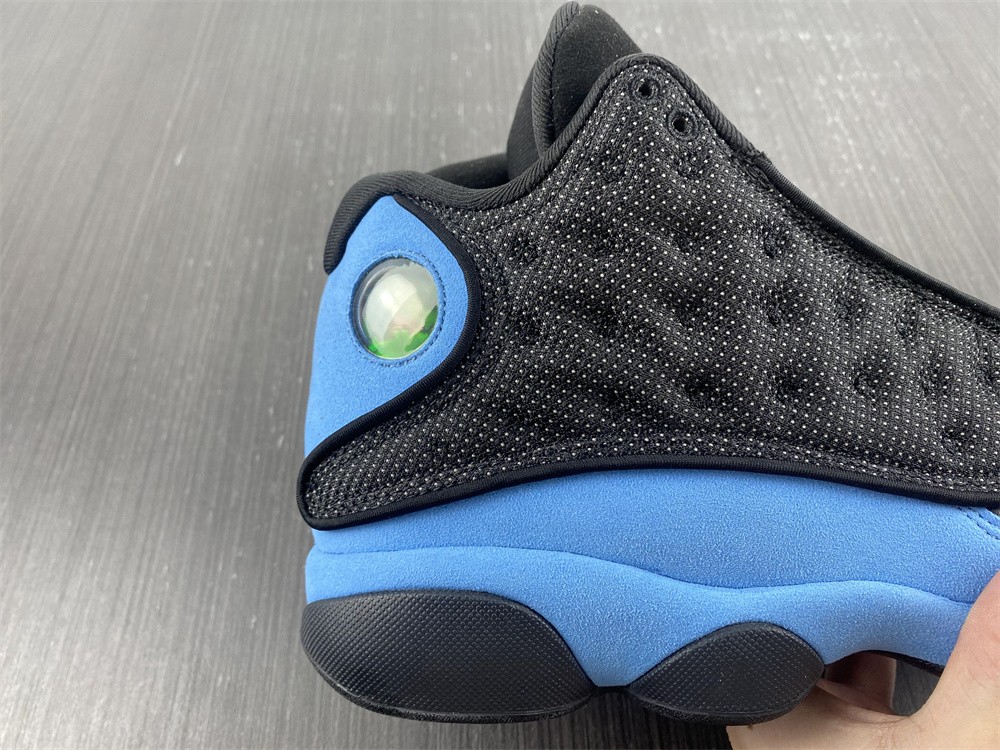 Air Jordan 13 University Blue