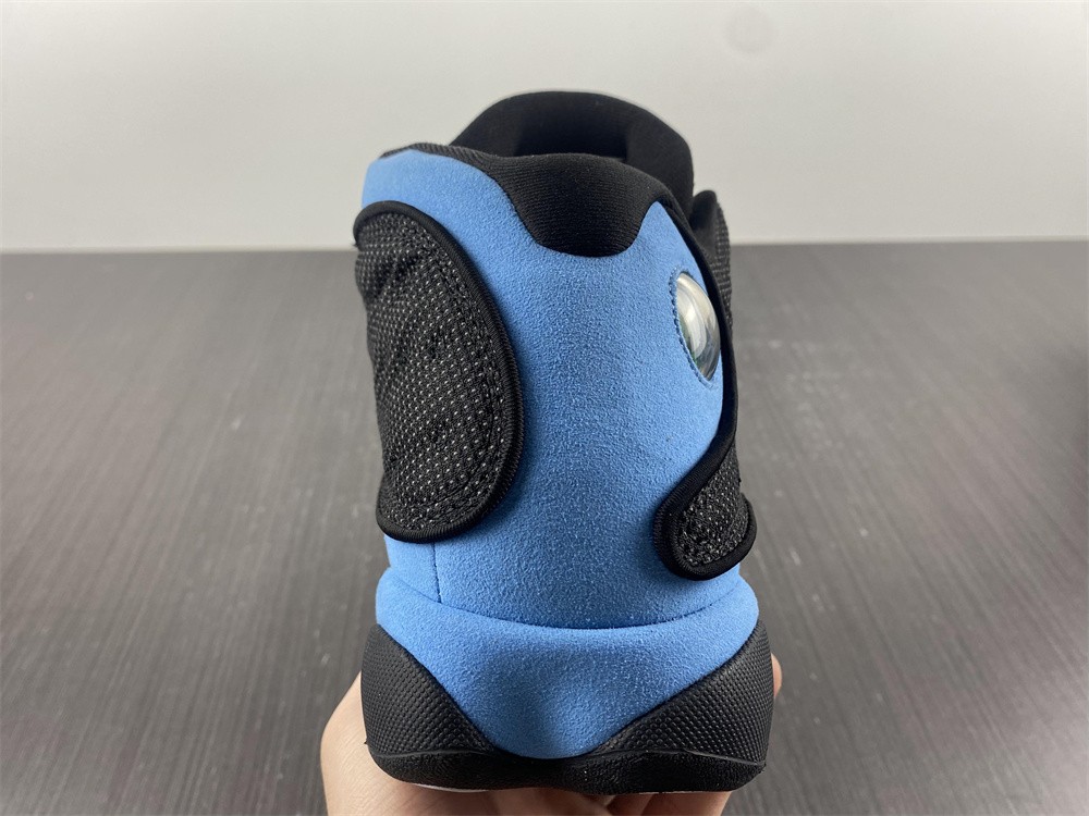 Air Jordan 13 University Blue