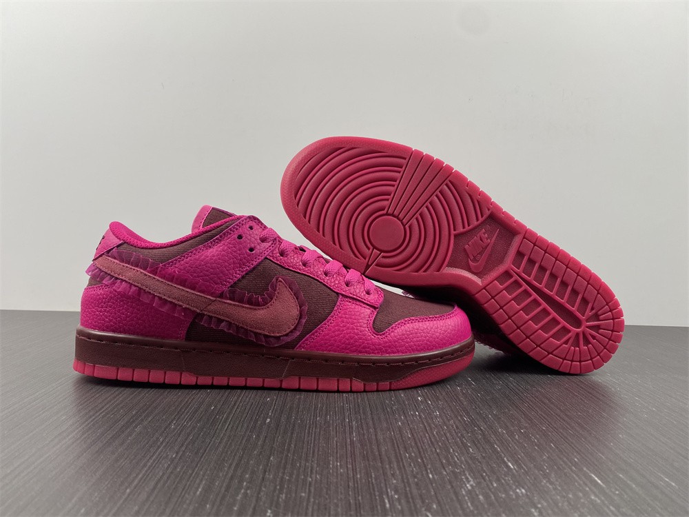 Nike Spruces Up Its Dunk Low Team Red/Pink