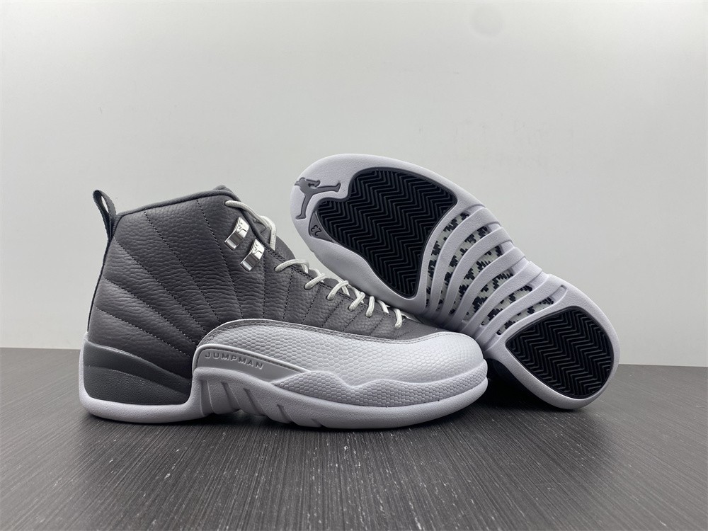 Air Jordan 12 STEALTH