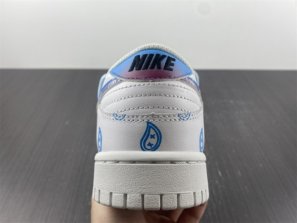 Nike Dunk Low TRIPLE WHITE