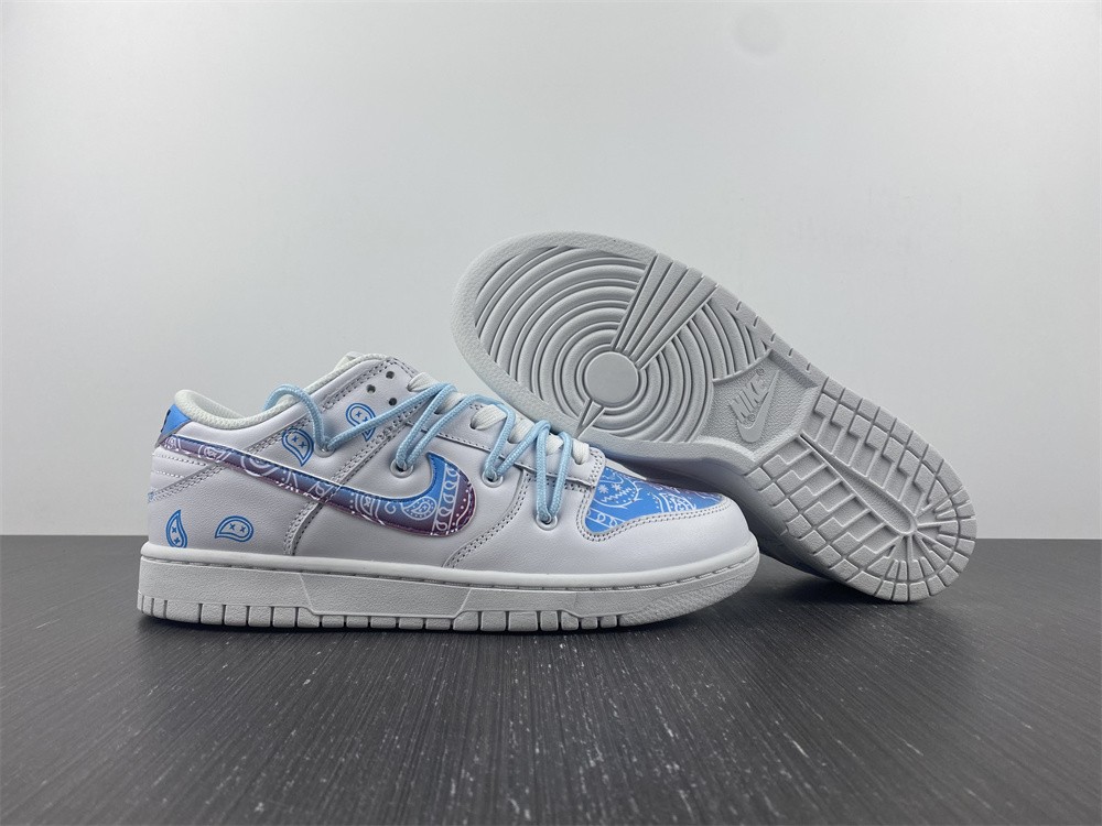 Nike Dunk Low TRIPLE WHITE