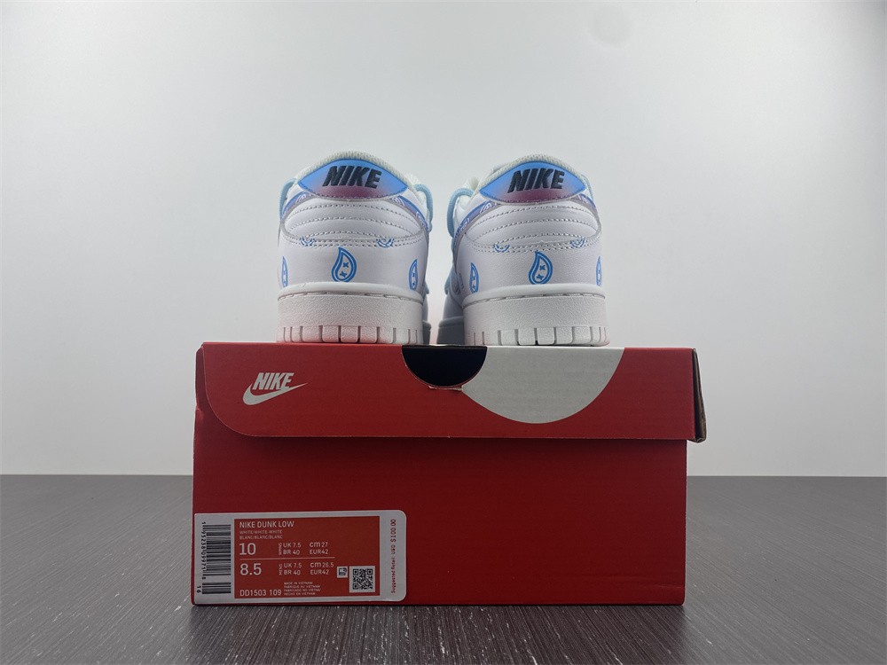 Nike Dunk Low TRIPLE WHITE