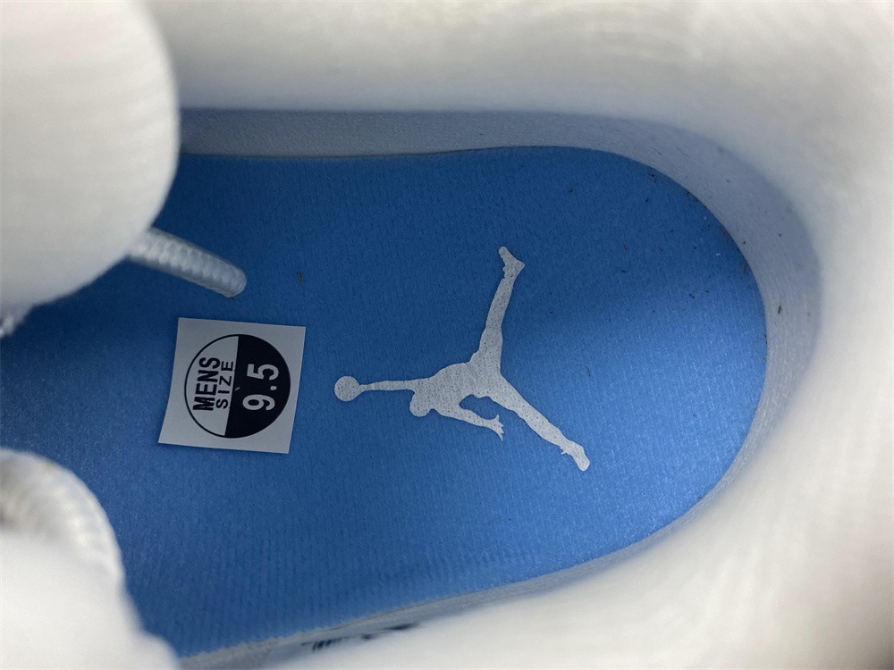 Air Jordans 11 Low University Blue