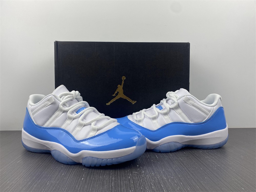 Air Jordans 11 Low University Blue