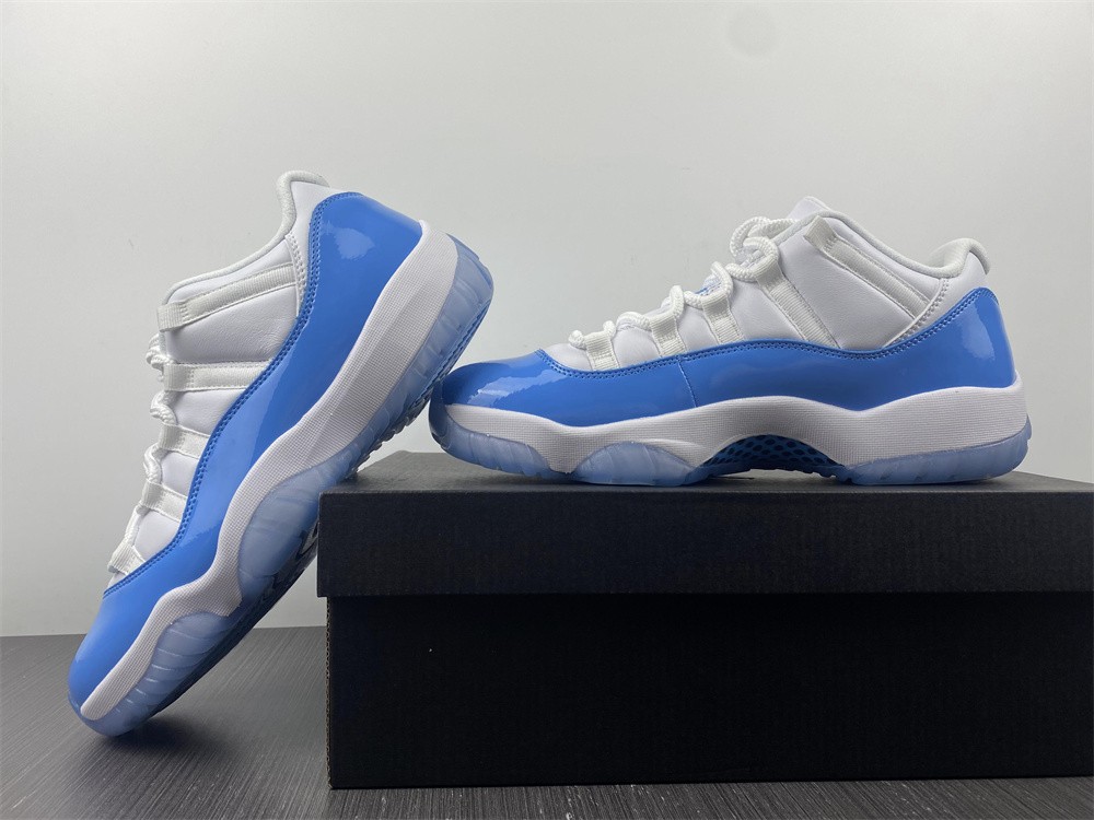 Air Jordans 11 Low University Blue
