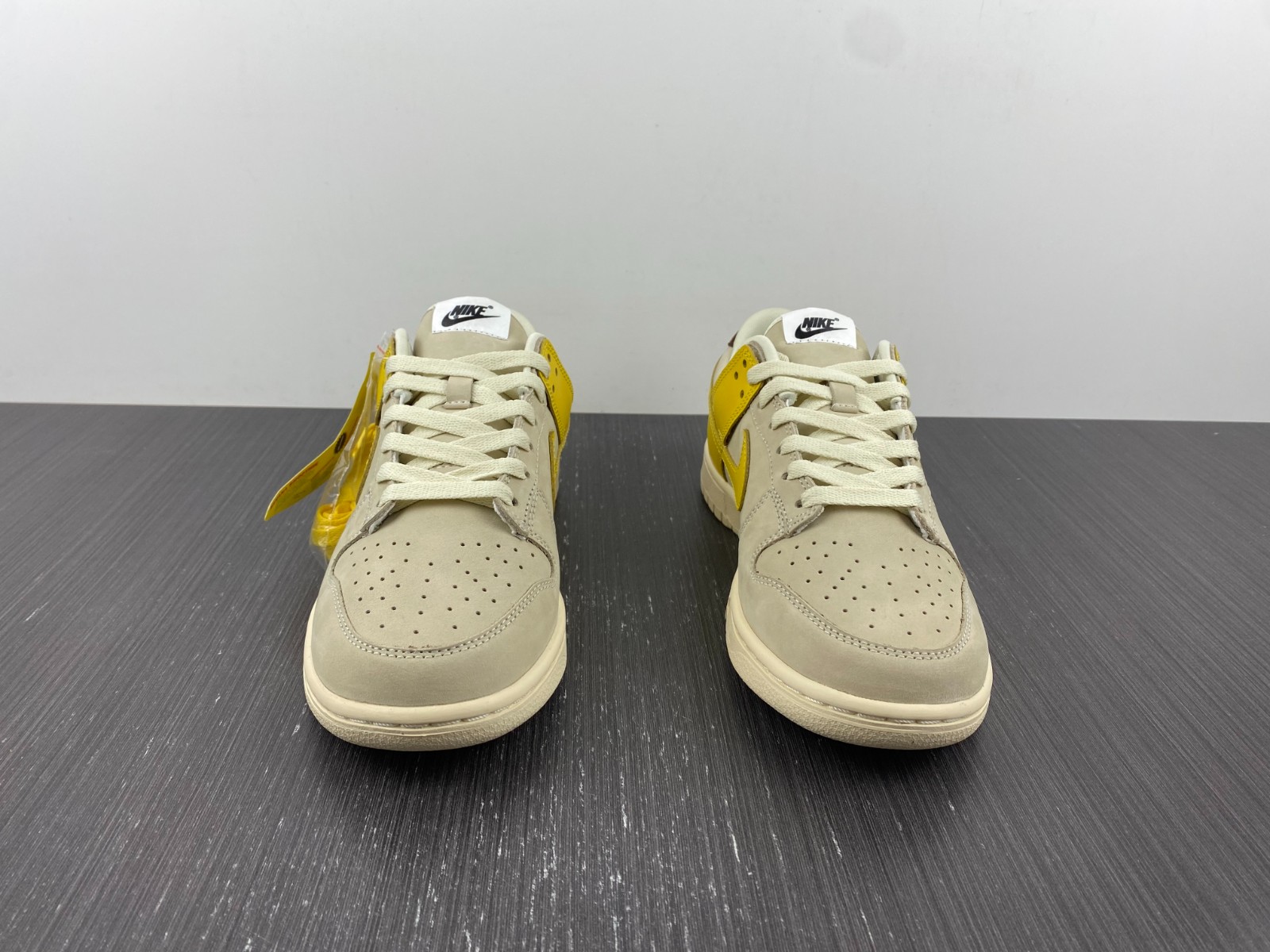 Nike Dunk Low Banana