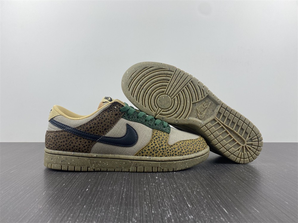 Nike Dunk Low Safari Golden Moss