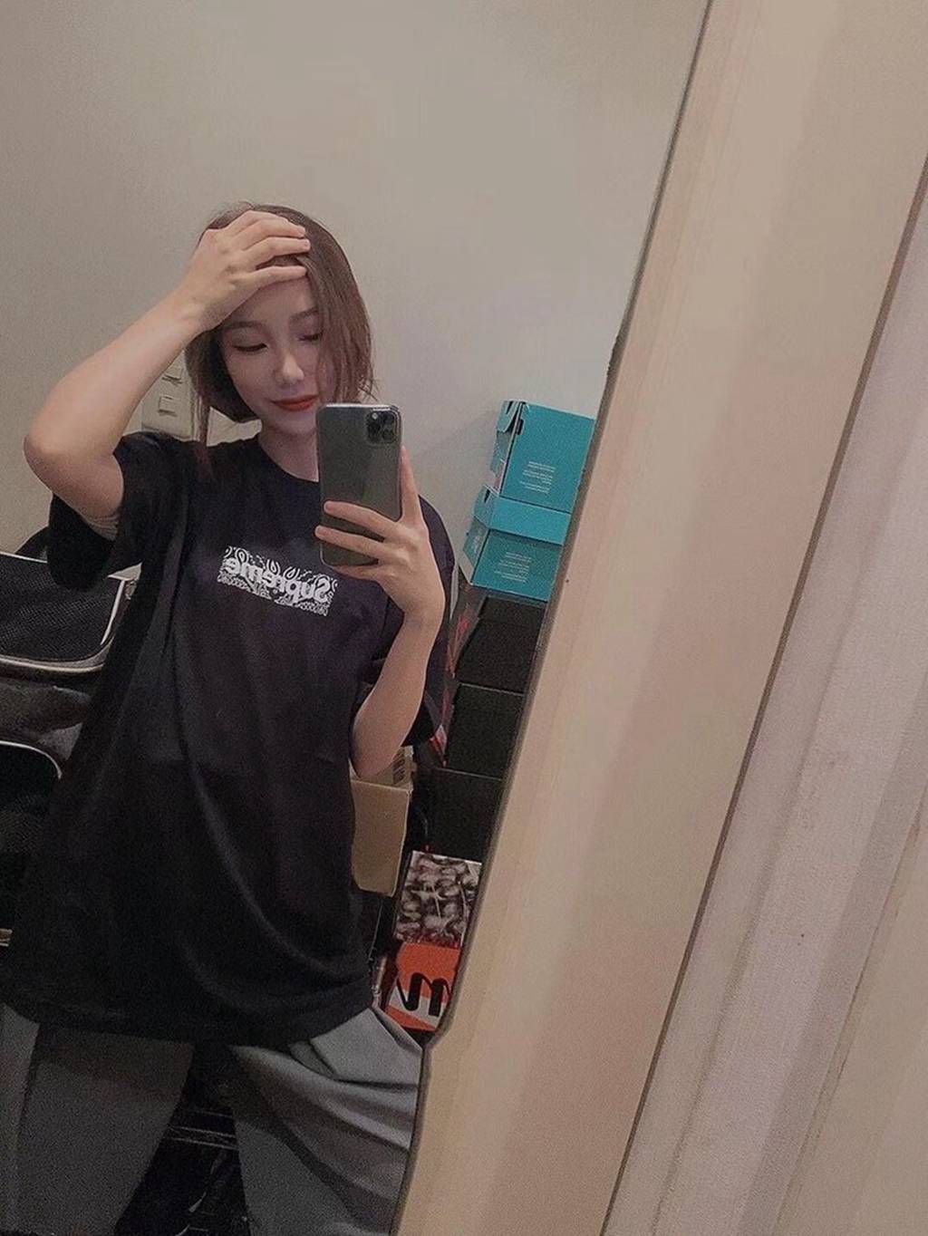 S*p*e 19fw bandana box logo tee?