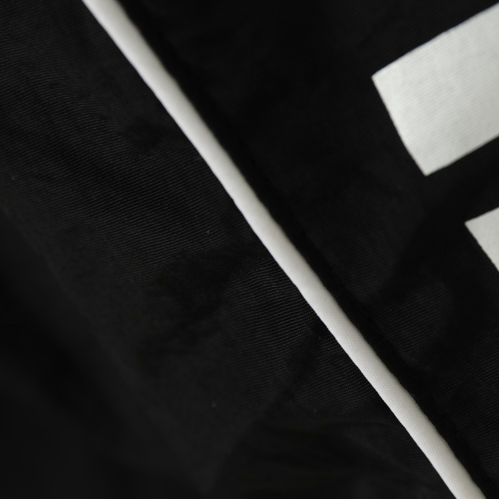 S*p*e 18ss arc logo water short?