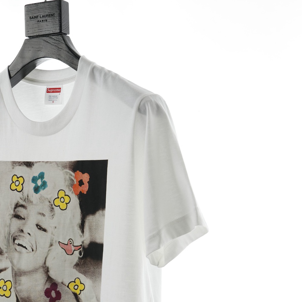 S*p*e 2020ss week0 laugh now tee