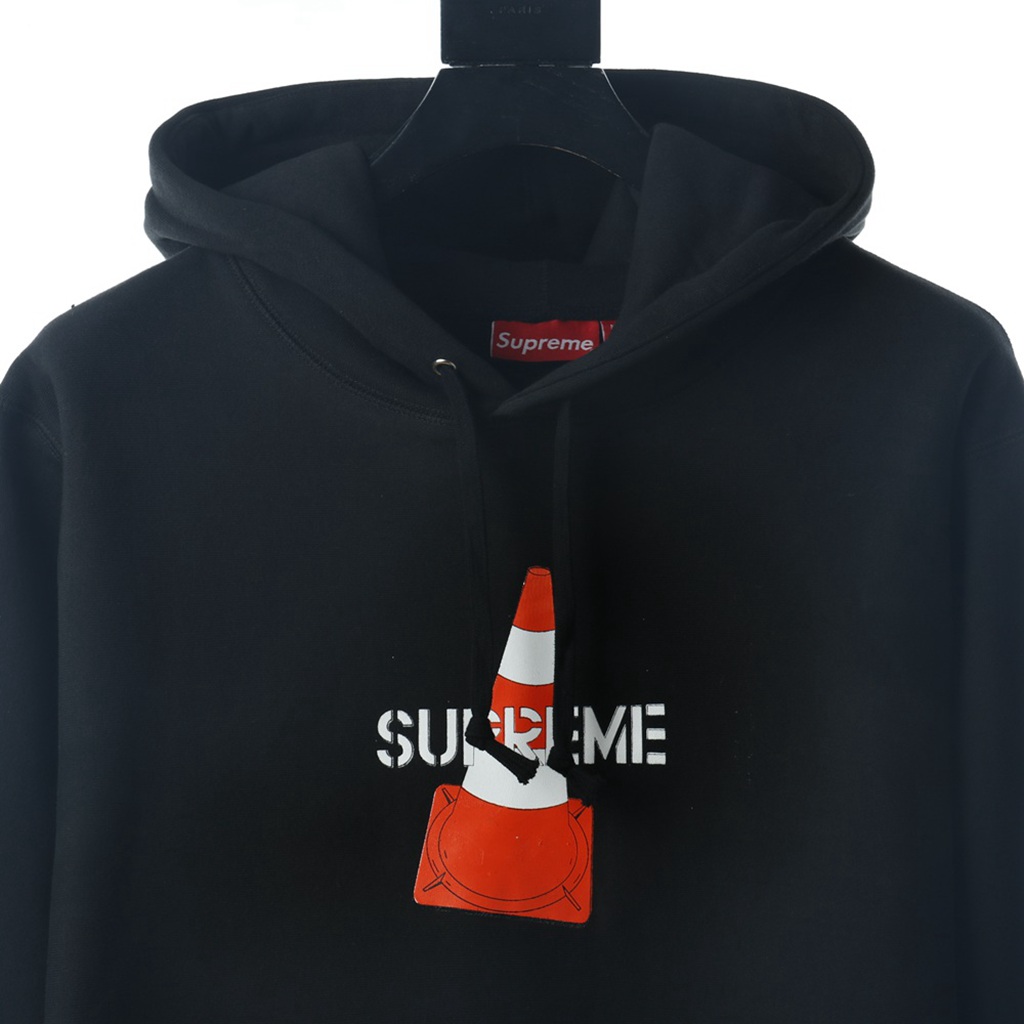 S*p*e 19fw cone hooded sweatshirt