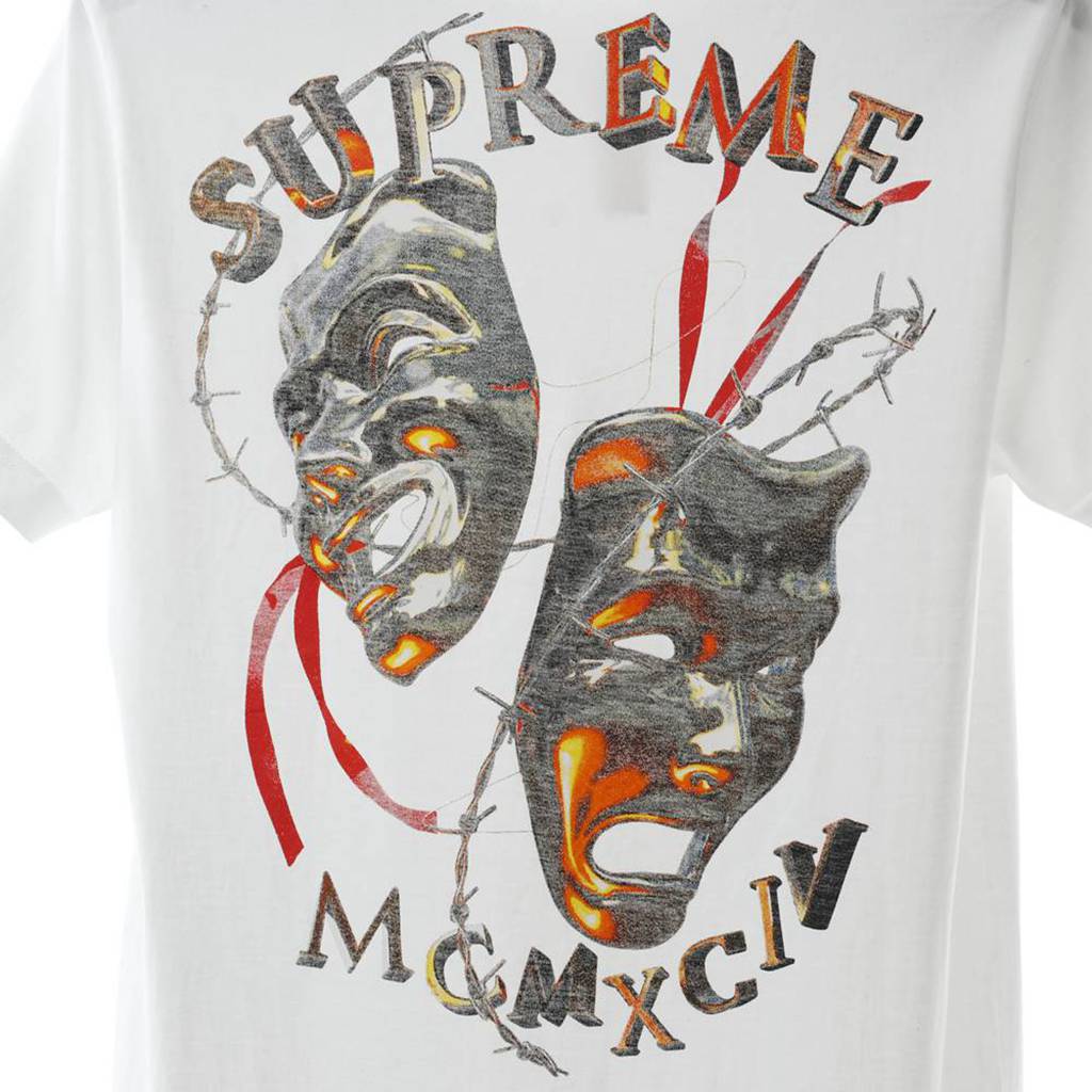 S*p*e 2020ss week0 laugh now tee?