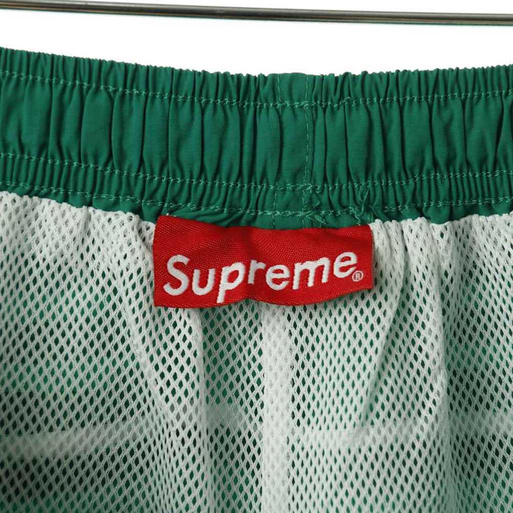 S*p*e 18ss arc logo water short?