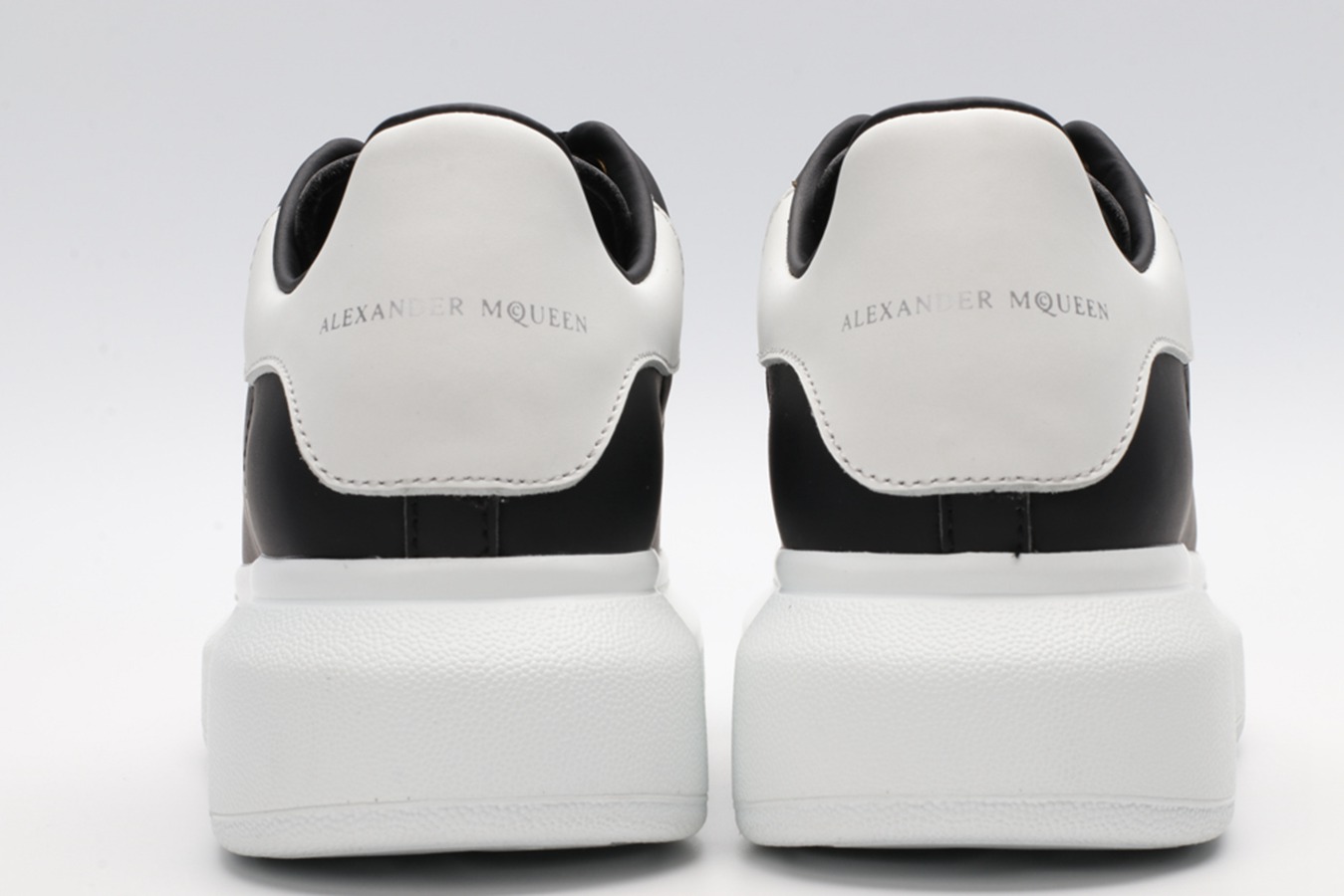 AMQ Black calf leather lace-up sneaker
