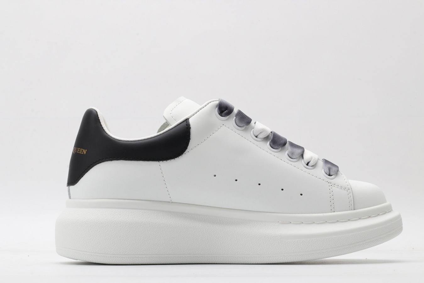 AMQ oversized sneakers with black heel