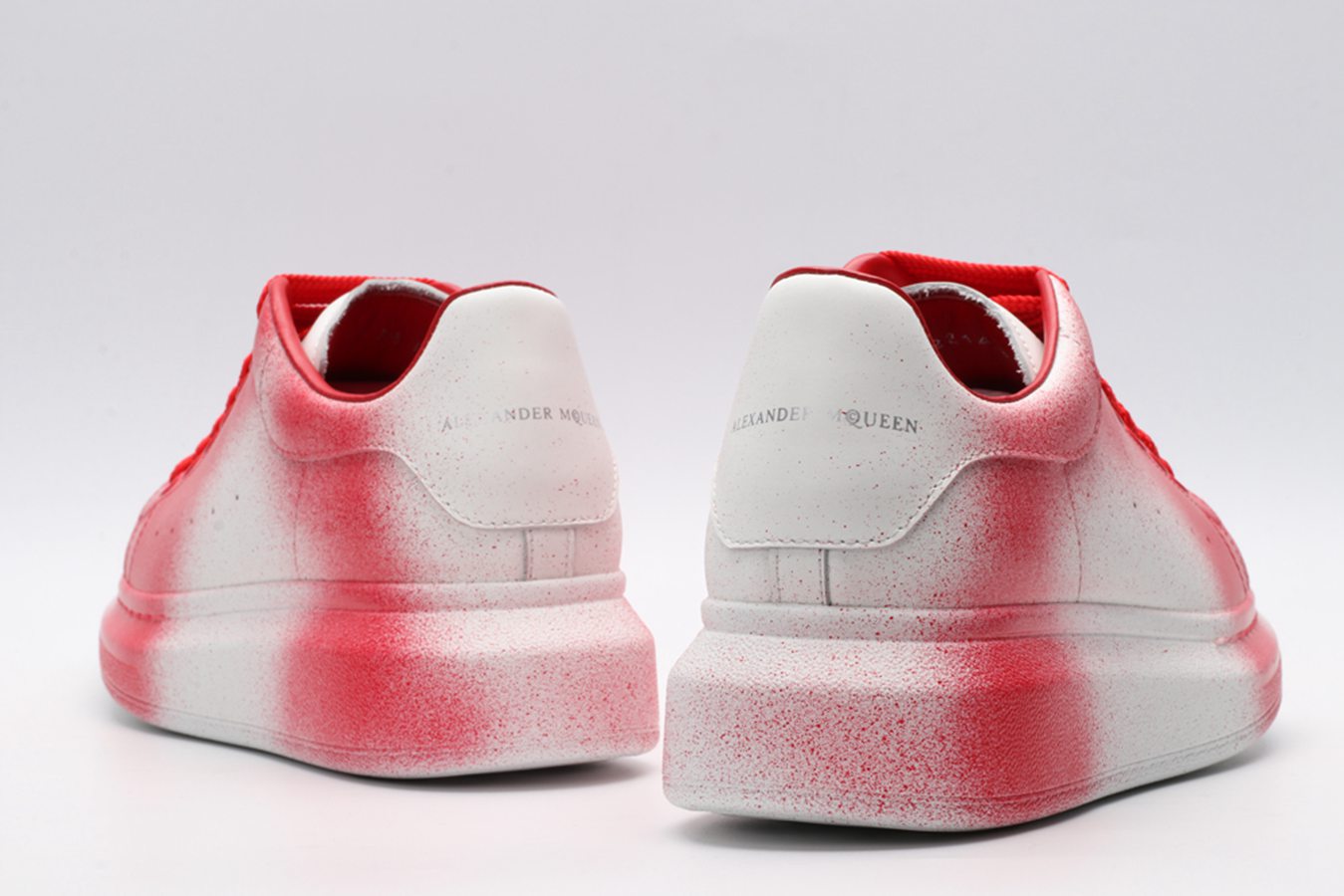 AMQ OVERSIZED SNEAKER