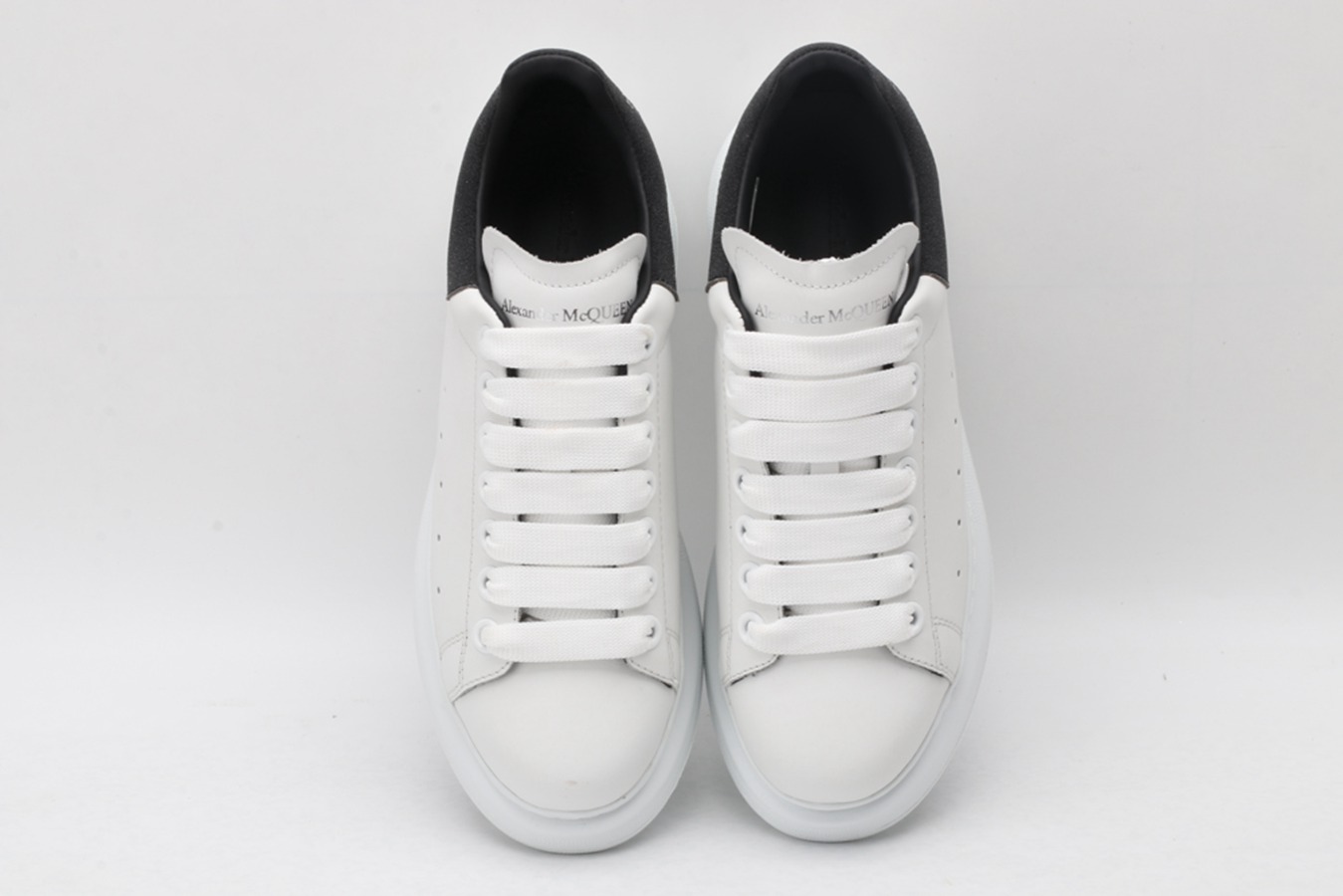 AMQ white&black oversized sneakers
