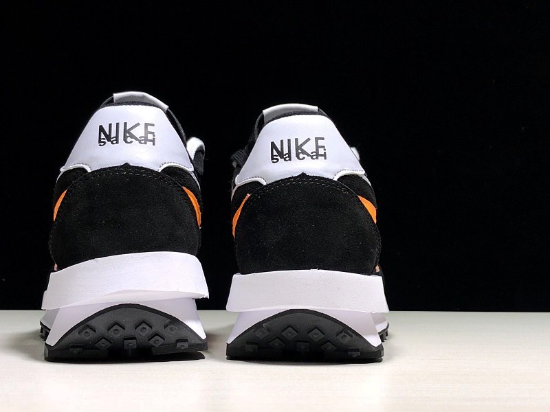 Sacai x Nike LVD Waffle Daybreak BV0073-010