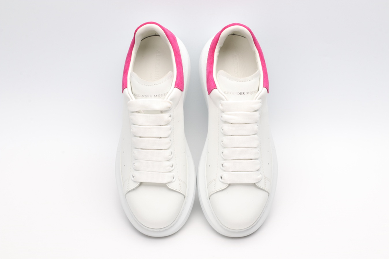 AMQ OVERSIZED SNEAKER with rose heel
