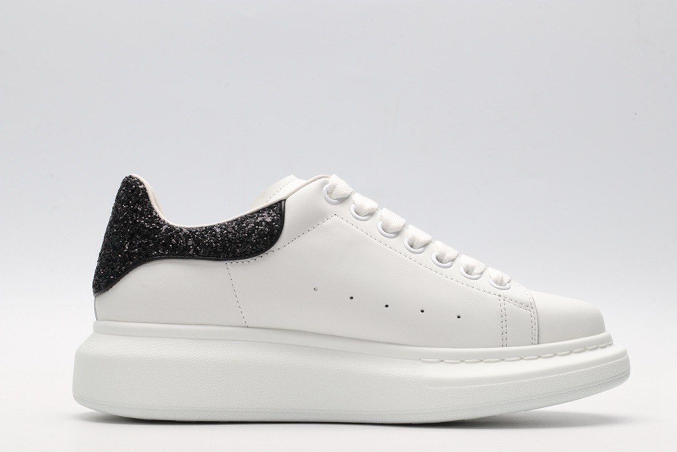 AMQ oversized sneakers with black heel