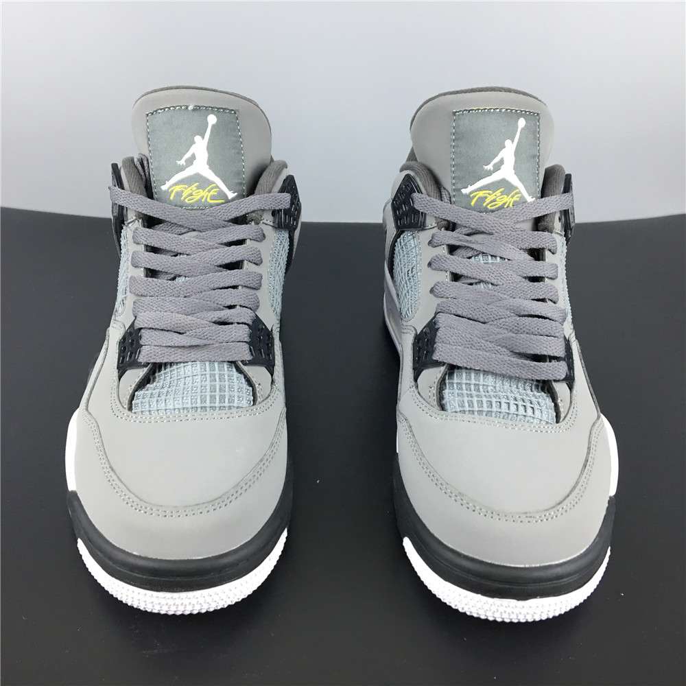 Air Jordan 4