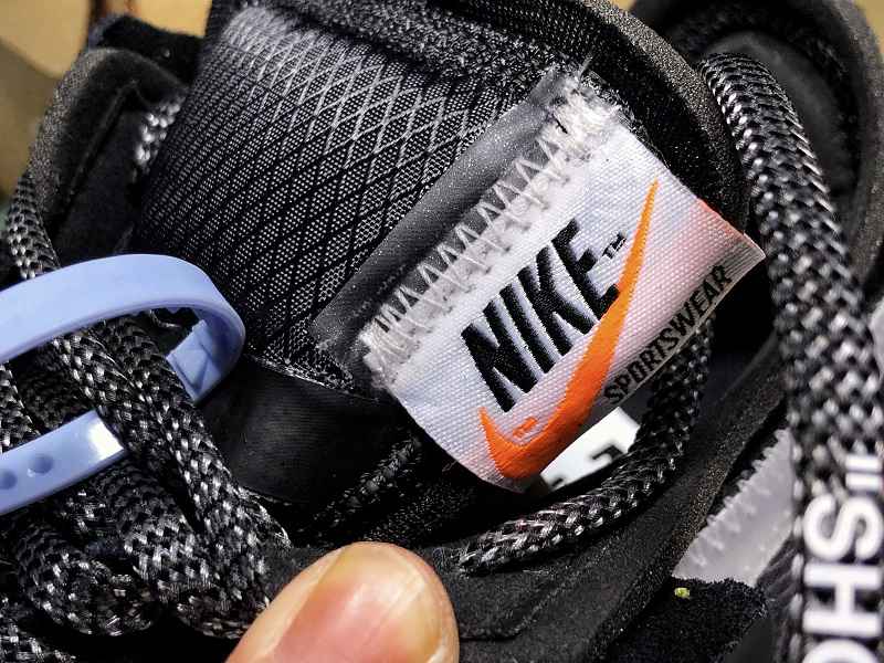Off-White x Air Force 1 AF1 Black/White AO4606-001