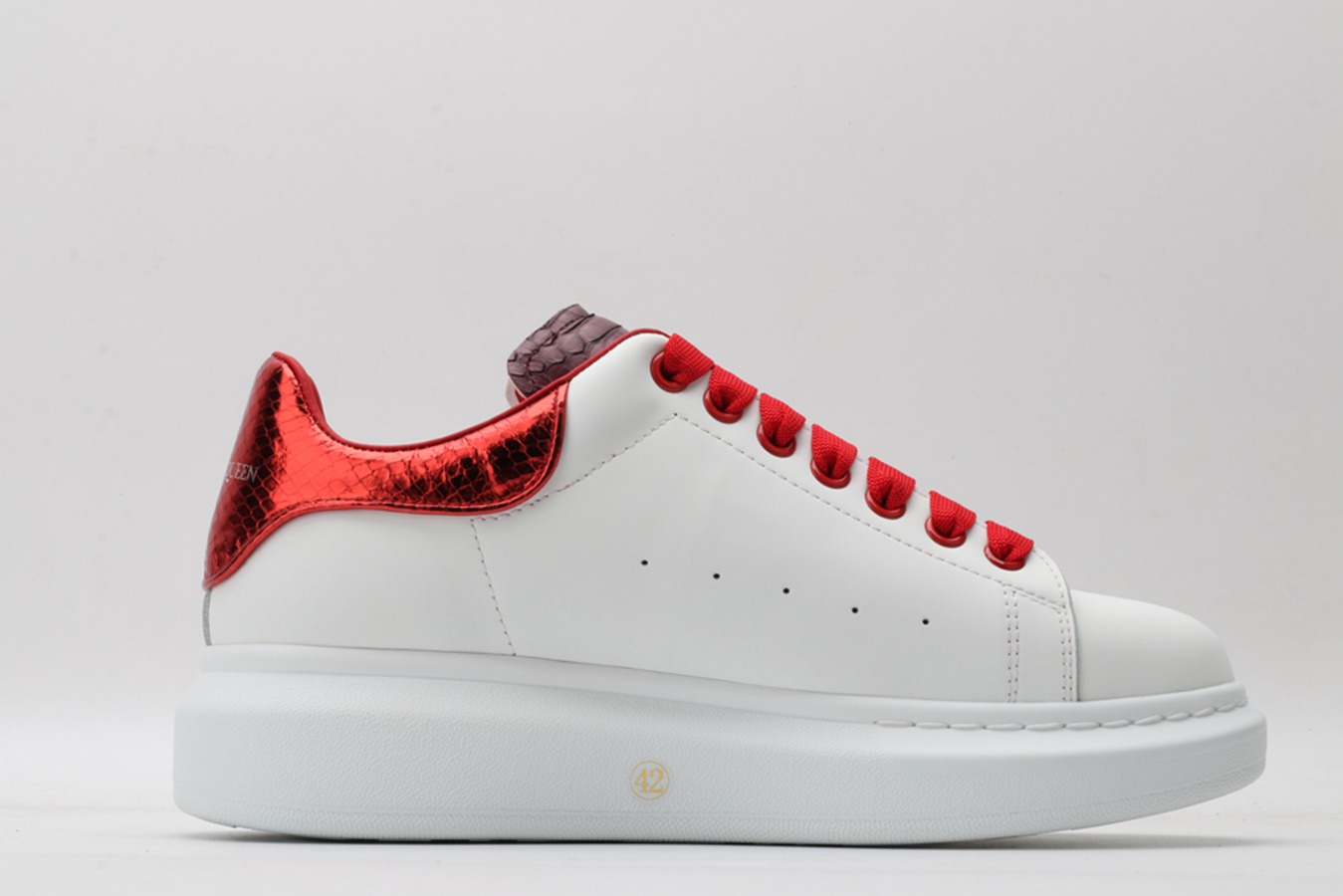 AMQ OVERSIZED SNEAKER