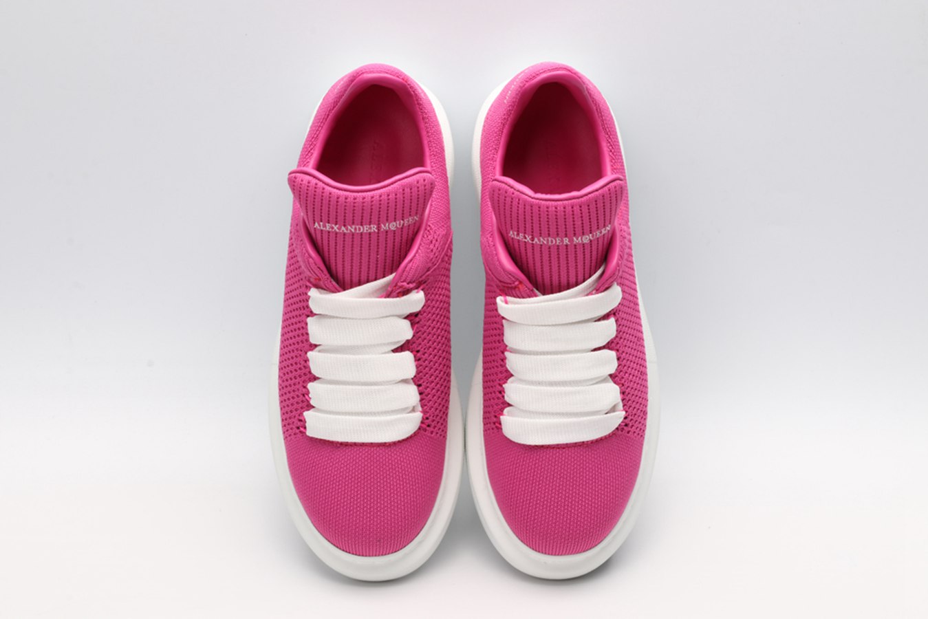 AMQ OVERSIZED SNEAKER Rose