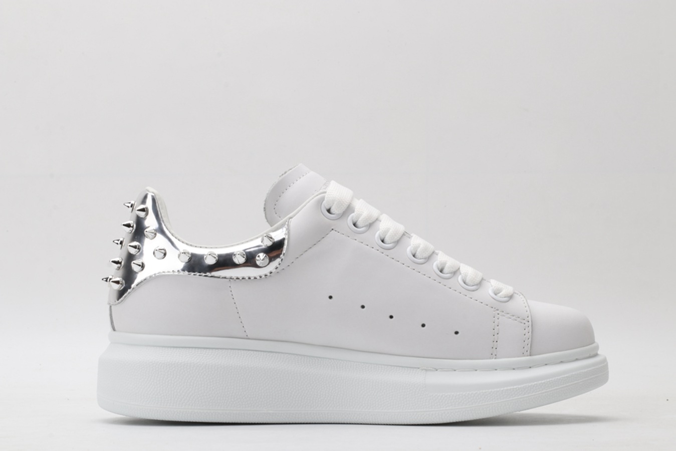 White calf leather lace-up sneaker with siL*Ver-finished hammered stud