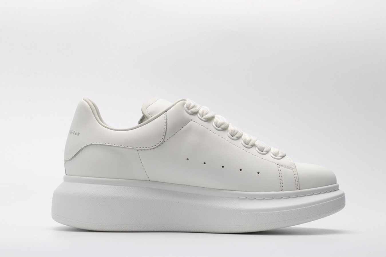 AMQ Leather Platform Sneakers