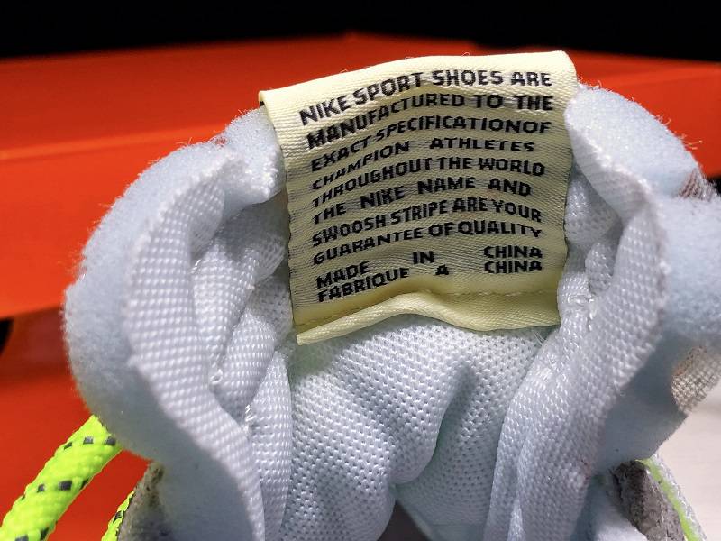 Off-White x Nike Zoom Terra Kiger 5 CD8179-100