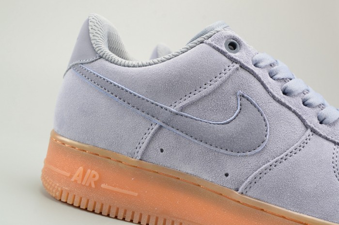 Nike Air Force 1 ´07 SE Low Sizes Glacier Grey Gum AA0287 001