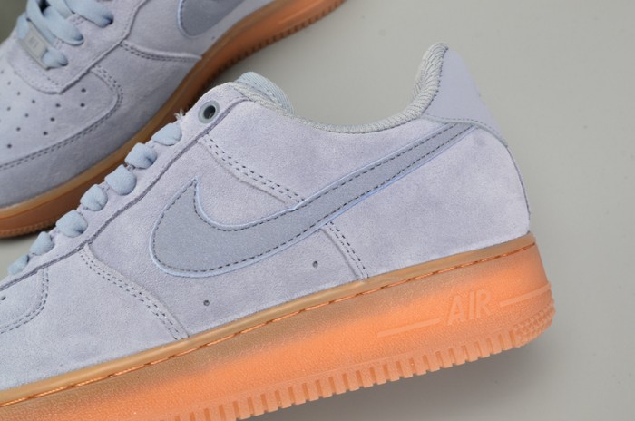 Nike Air Force 1 ´07 SE Low Sizes Glacier Grey Gum AA0287 001