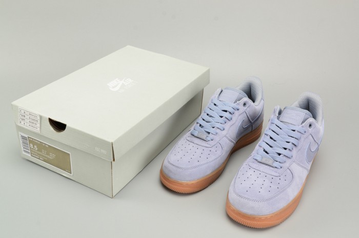 Nike Air Force 1 ´07 SE Low Sizes Glacier Grey Gum AA0287 001